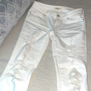 Pac Sun sz26 ripped white jeans